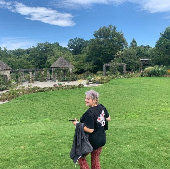 Meet your Posher, Clover - Picture 2 of 8